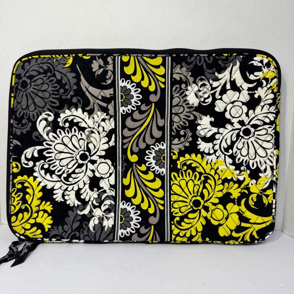 Vera Bradley Quilted Cotton Laptop Sleeve Case Retired "Baroque" Pattern Black